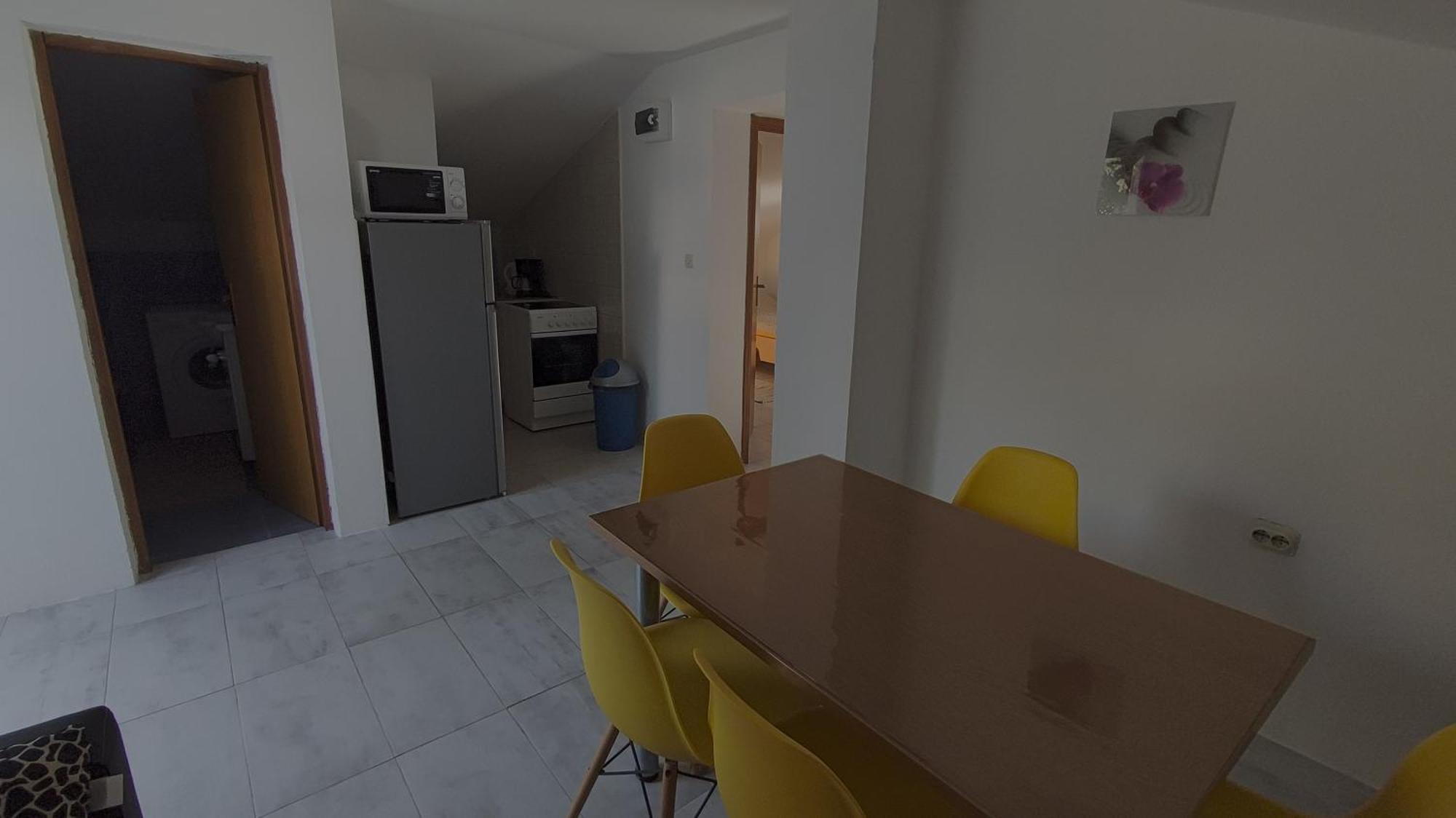 Apartman Tea คาร์โลบัก ภายนอก รูปภาพ